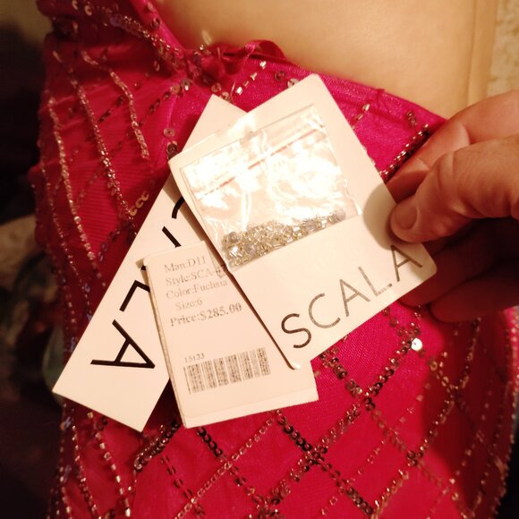 Prom dress - Picture 6 of 10